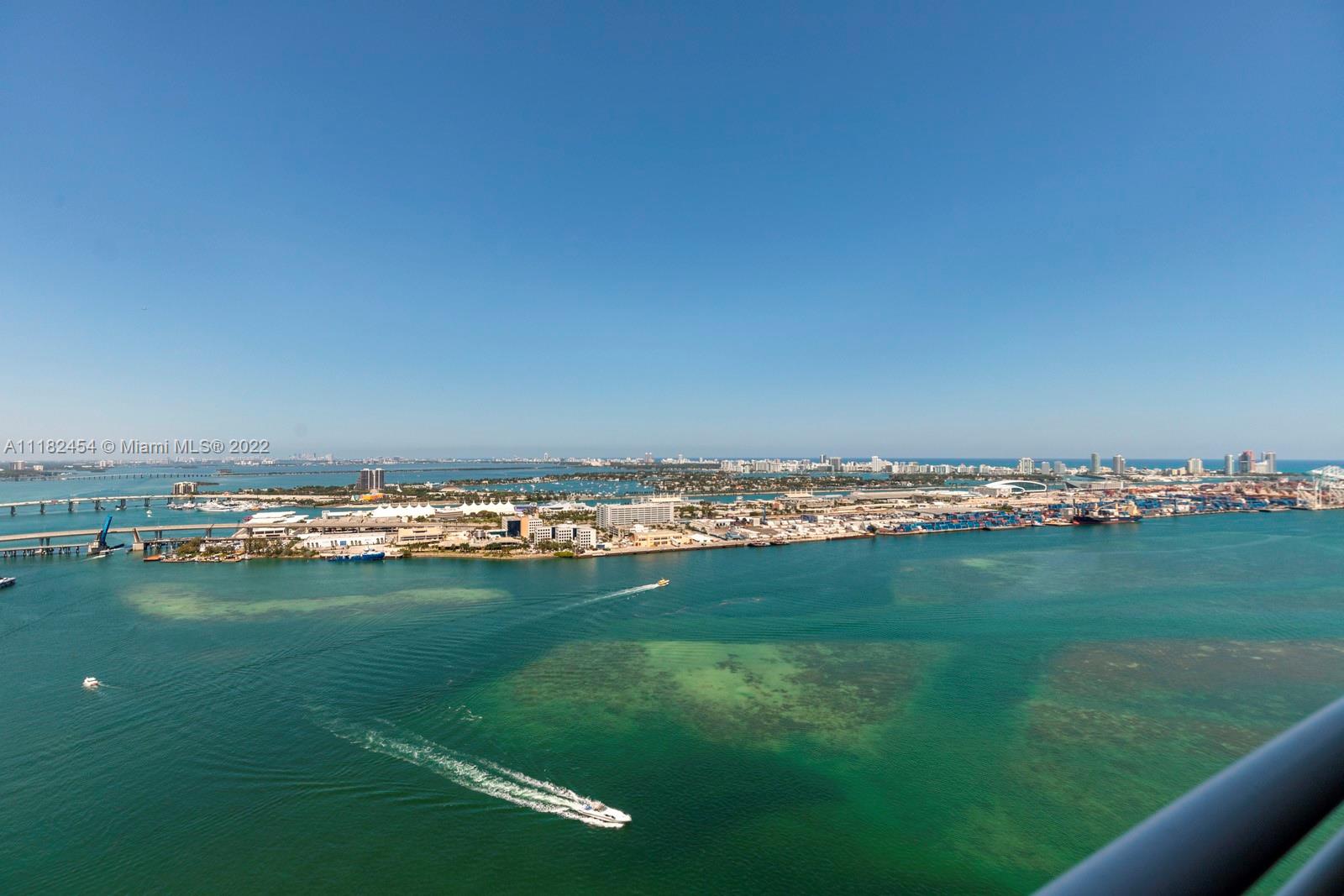 THREE TEQUESTA POINT COND - Residential