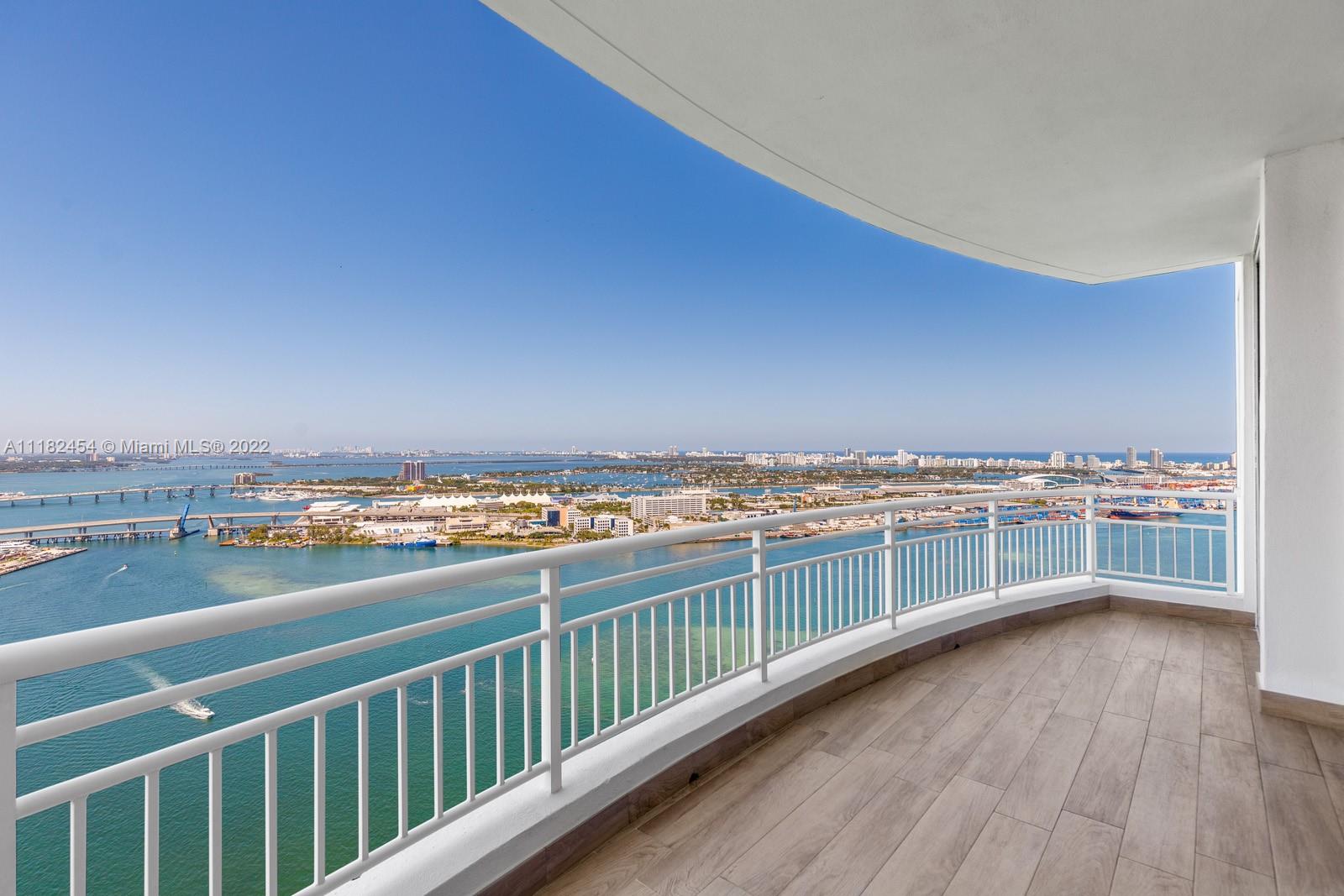 THREE TEQUESTA POINT COND - Residential