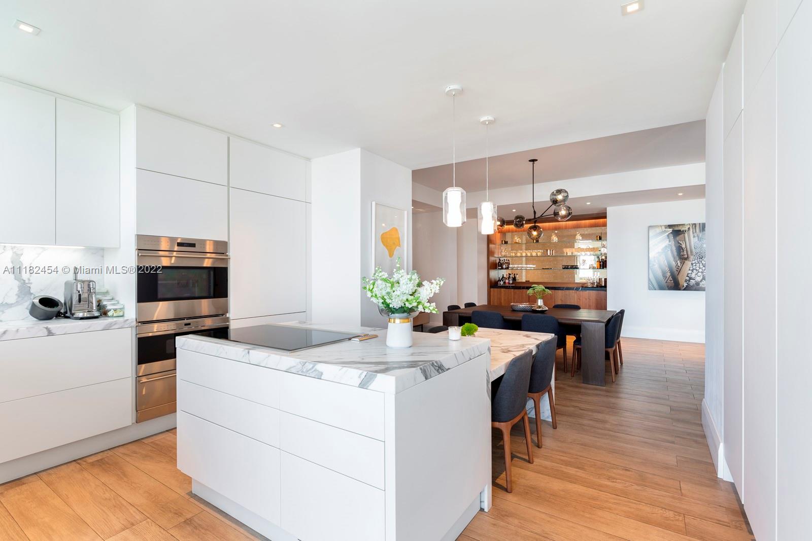 THREE TEQUESTA POINT COND - Residential