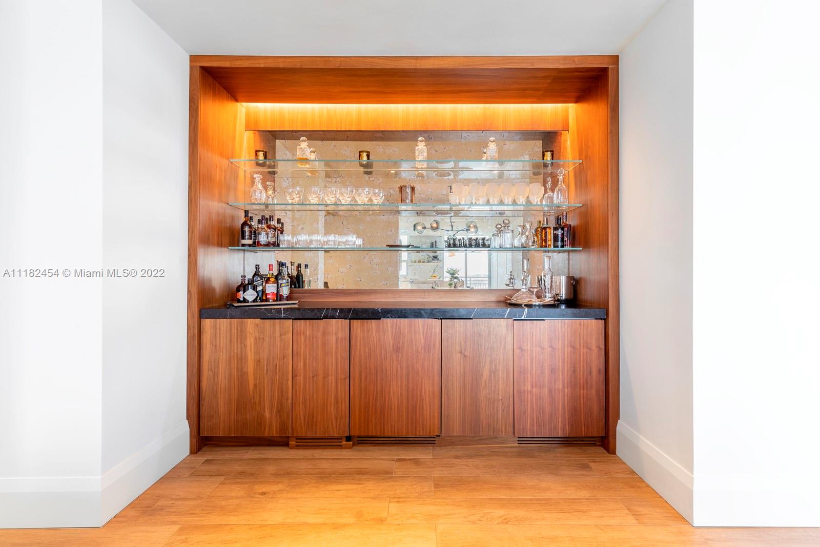 THREE TEQUESTA POINT COND - Residential