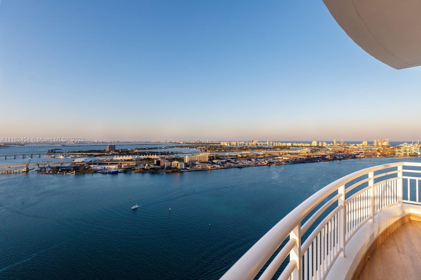 THREE TEQUESTA POINT COND - Residential