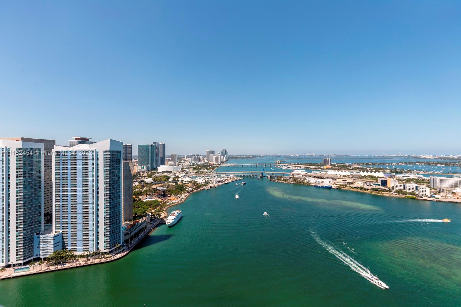 THREE TEQUESTA POINT COND - Residential