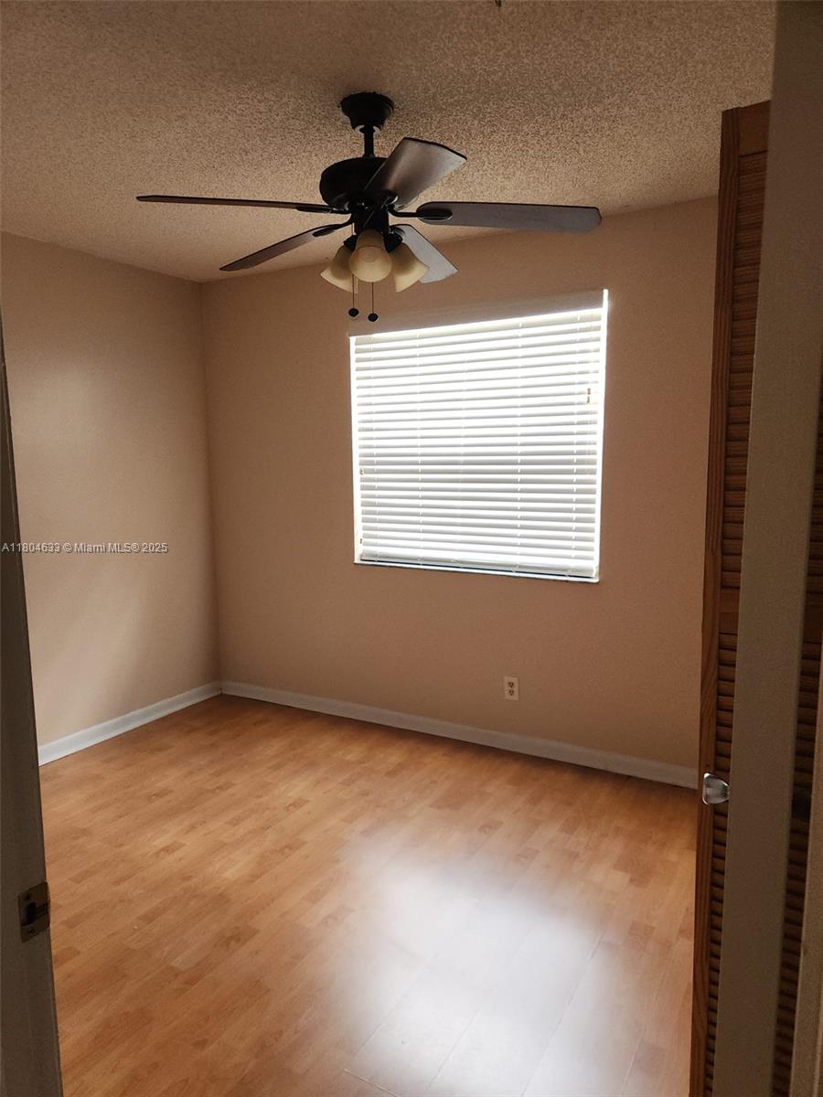 HOLIDAY VILLAGE OF CORAL - Residential Lease