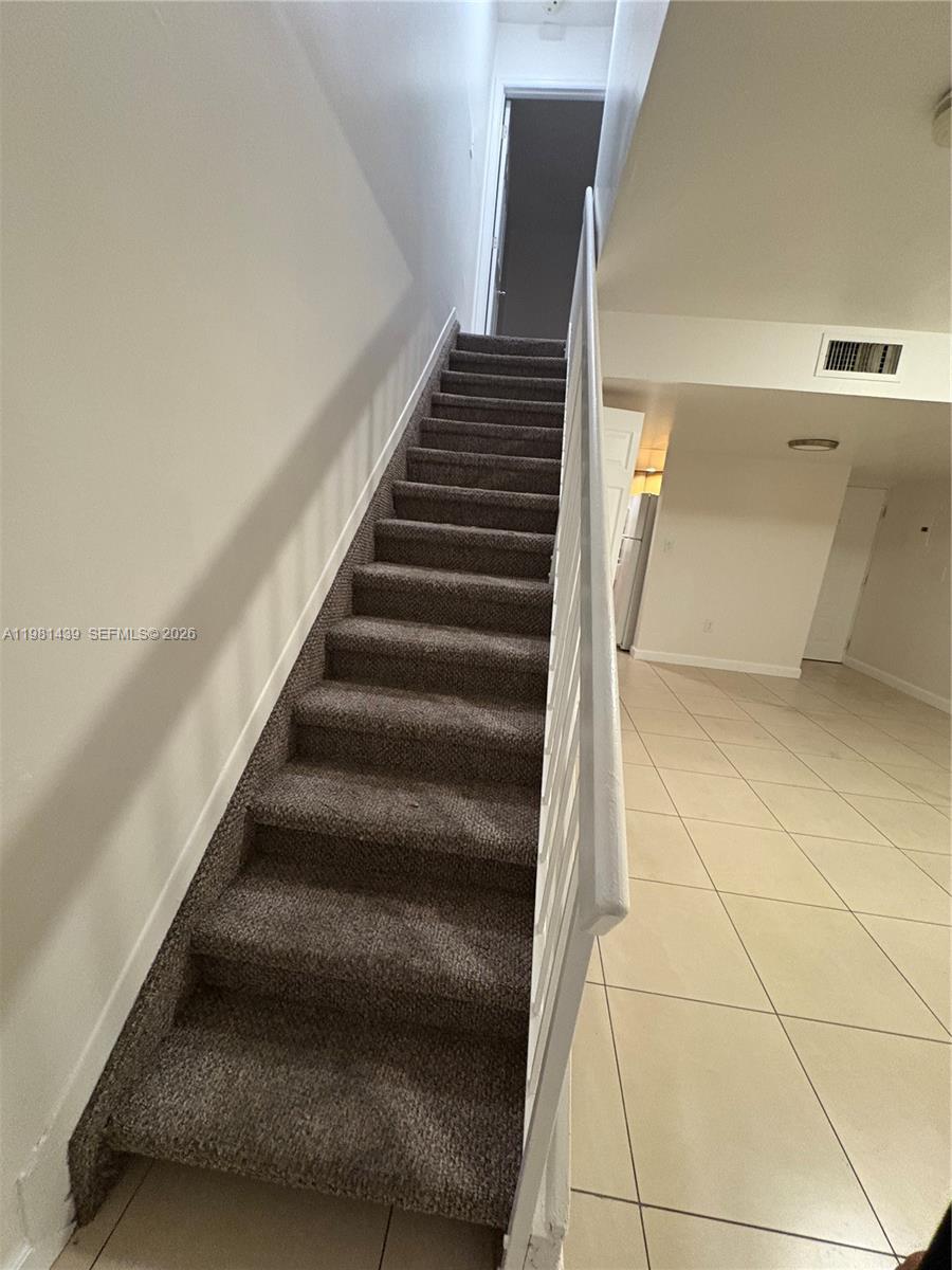 5 OLIVE DRIVE CONDO - Residential Lease