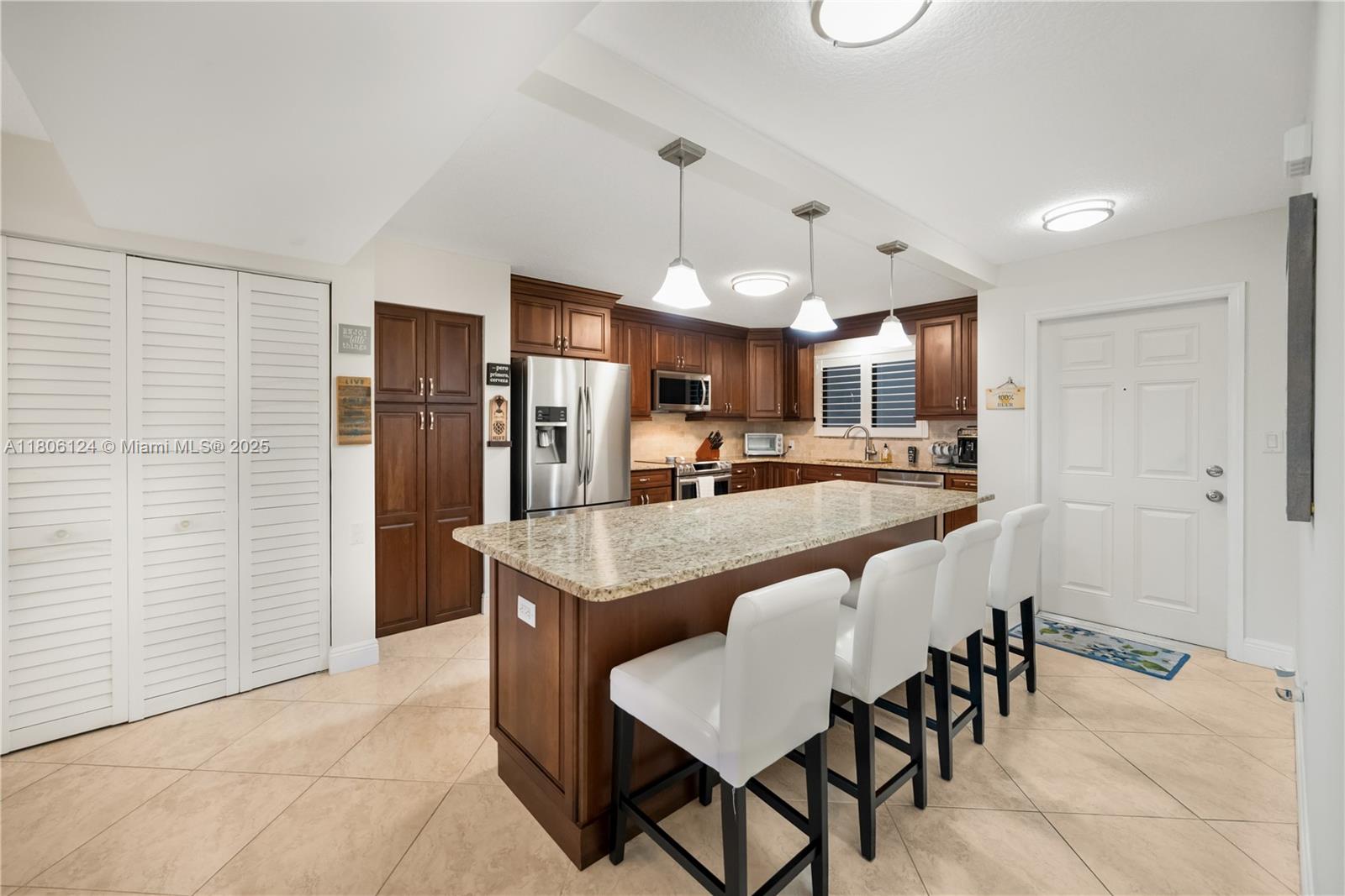 3525 S Ocean Blvd 4020