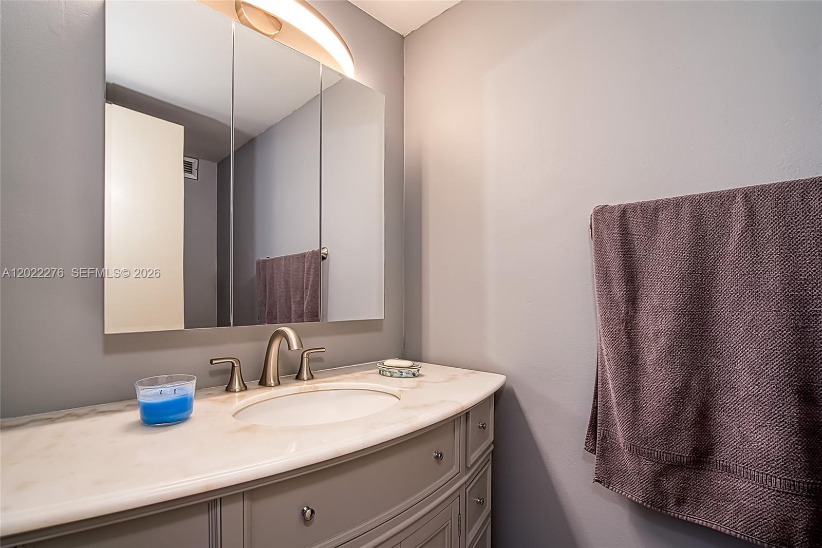OLYMPUS CONDO PHASE - Residential