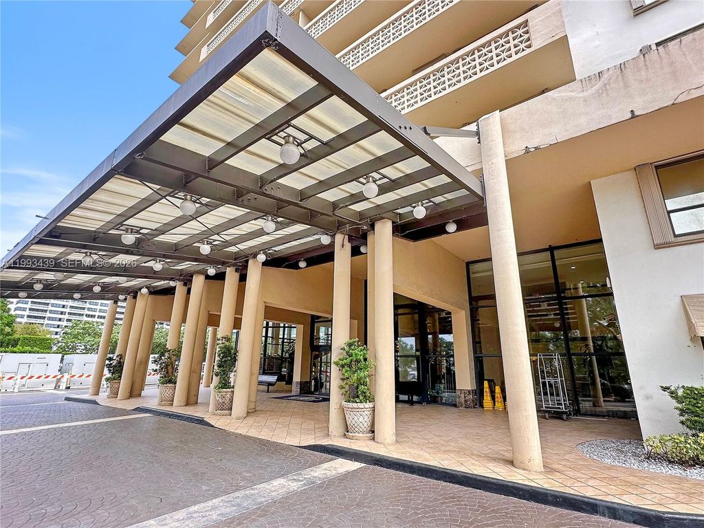 Photo of 10185 Collins Ave #502, Bal Harbour, FL 33154 (MLS # A11993439)