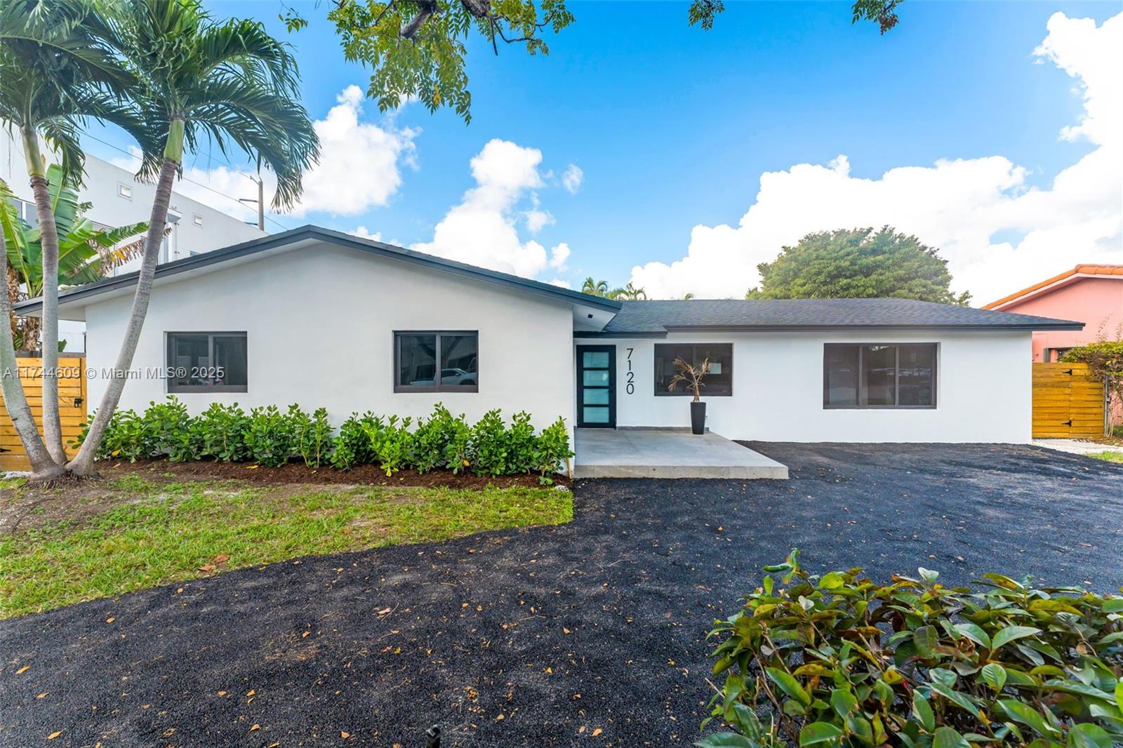 Property for Sale at 7120 Sw 92nd Ave, Miami, Broward County, Florida - Bedrooms: 4 
Bathrooms: 2  - $1,299,000