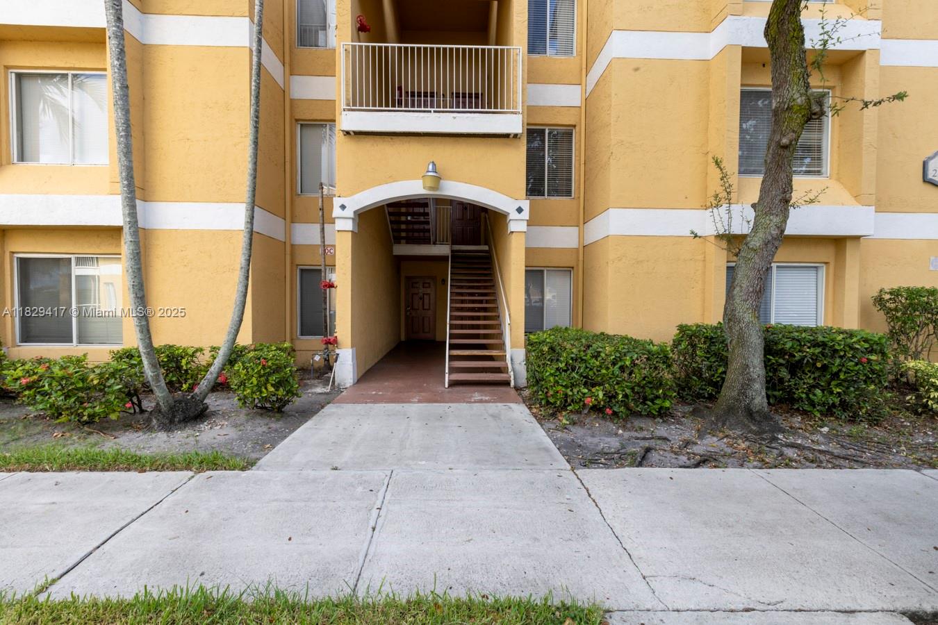 SAILBOAT POINTE CONDO - Residential