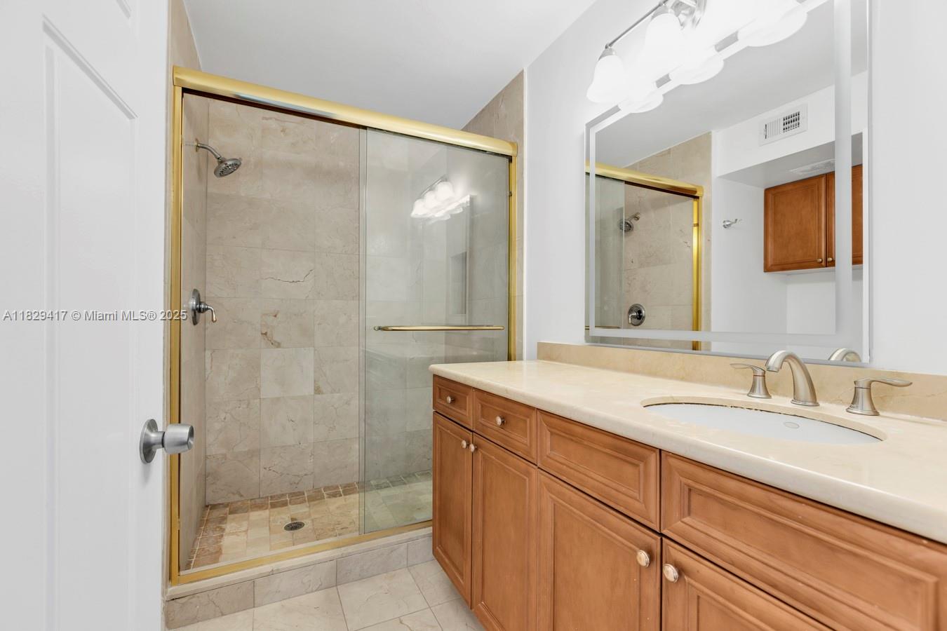 SAILBOAT POINTE CONDO - Residential