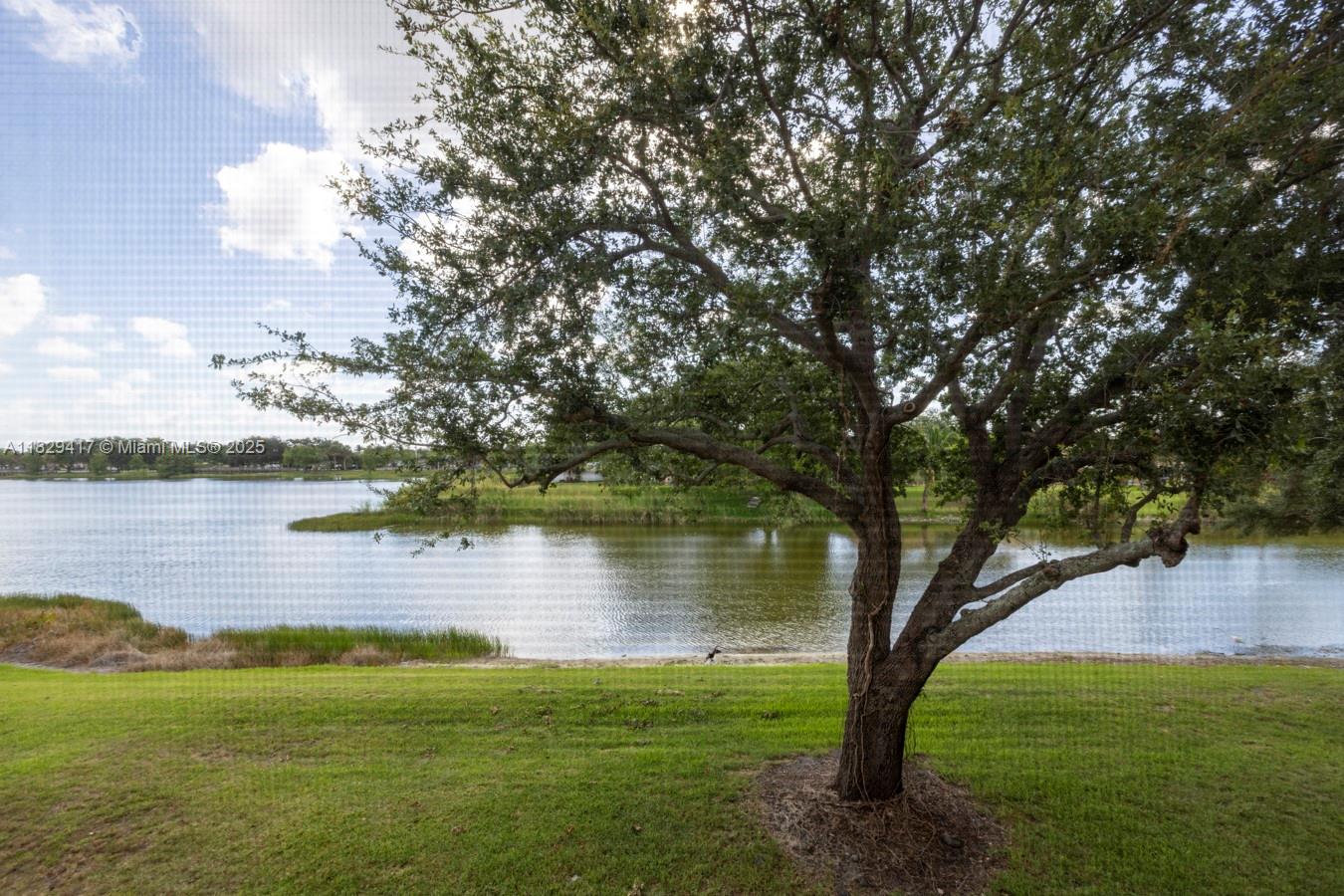 SAILBOAT POINTE CONDO - Residential