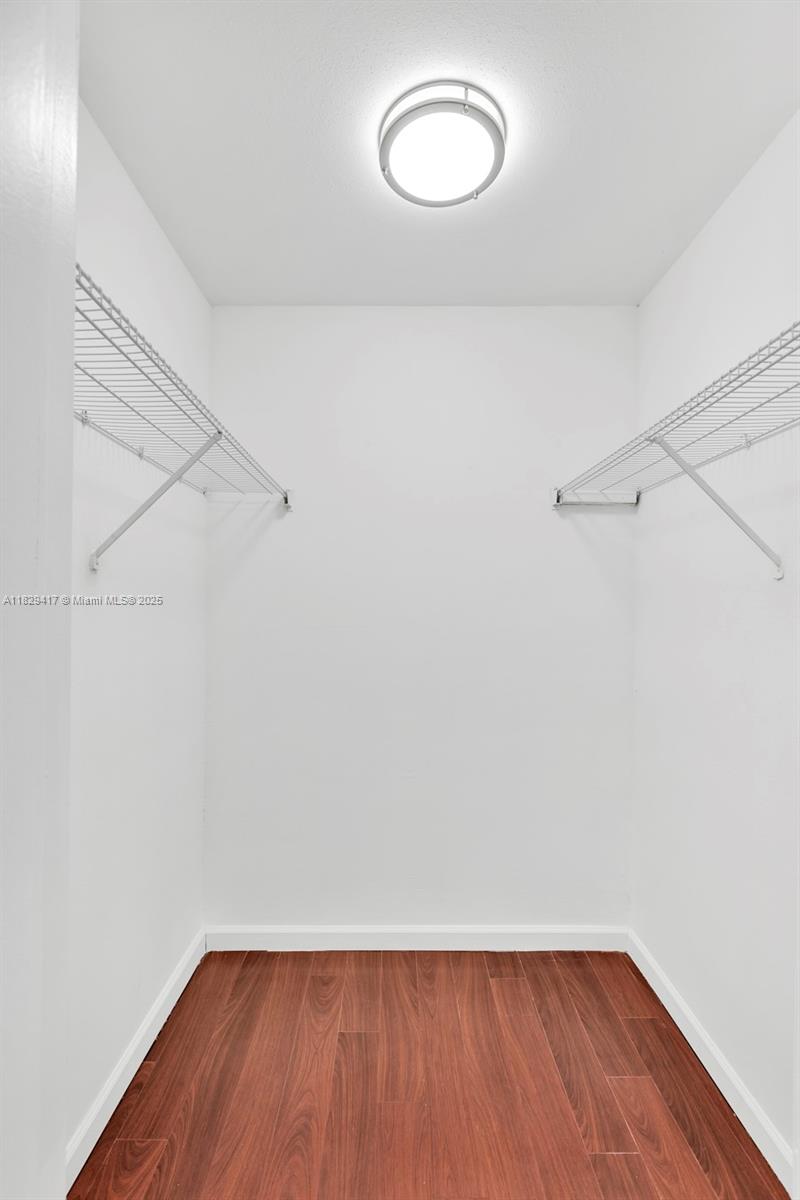 SAILBOAT POINTE CONDO - Residential