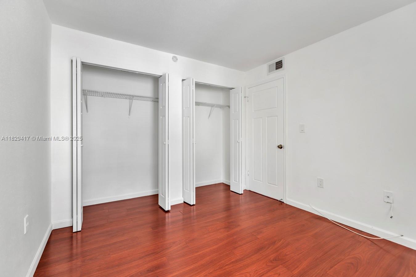 SAILBOAT POINTE CONDO - Residential