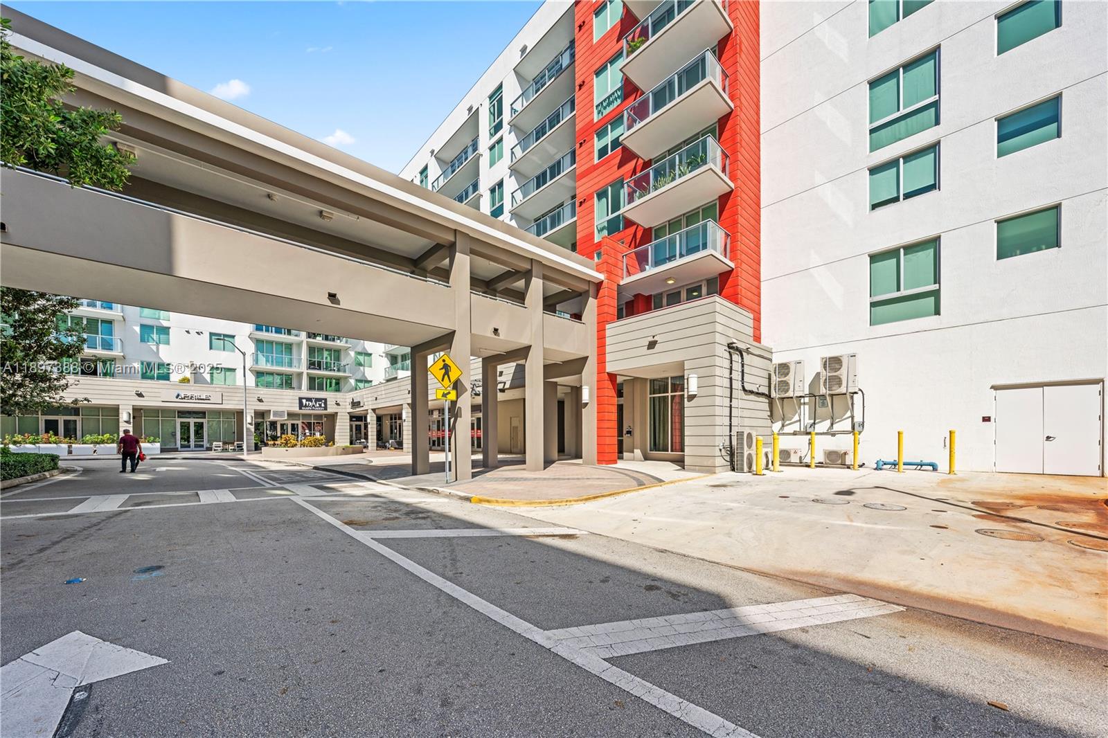 GRAND BAY COMMONS SOUTH - Residential