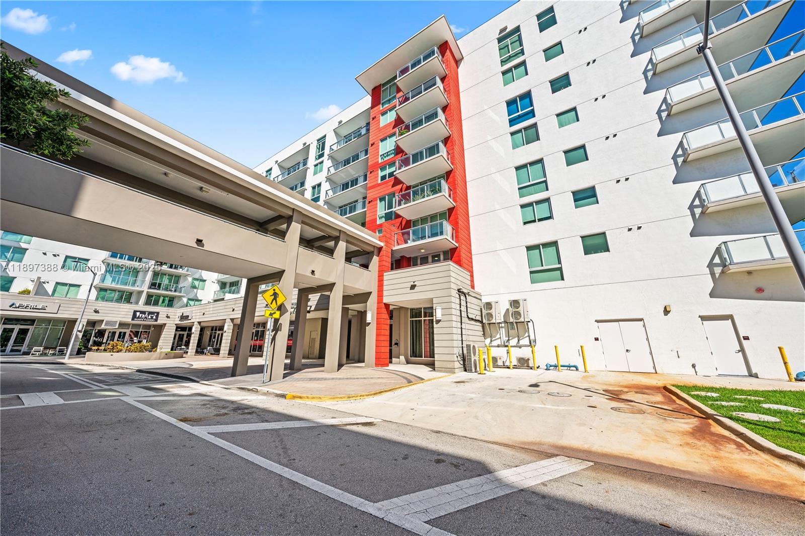 GRAND BAY COMMONS SOUTH - Residential