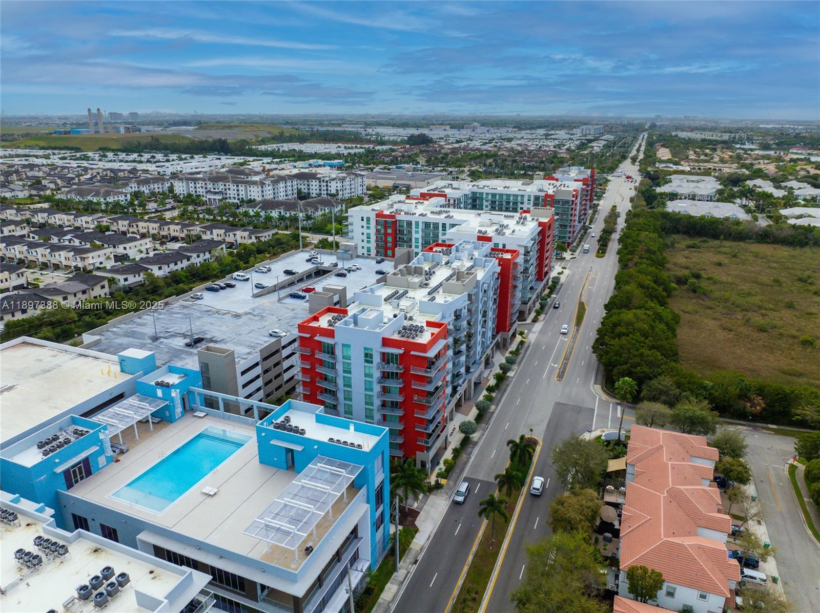 GRAND BAY COMMONS SOUTH - Residential
