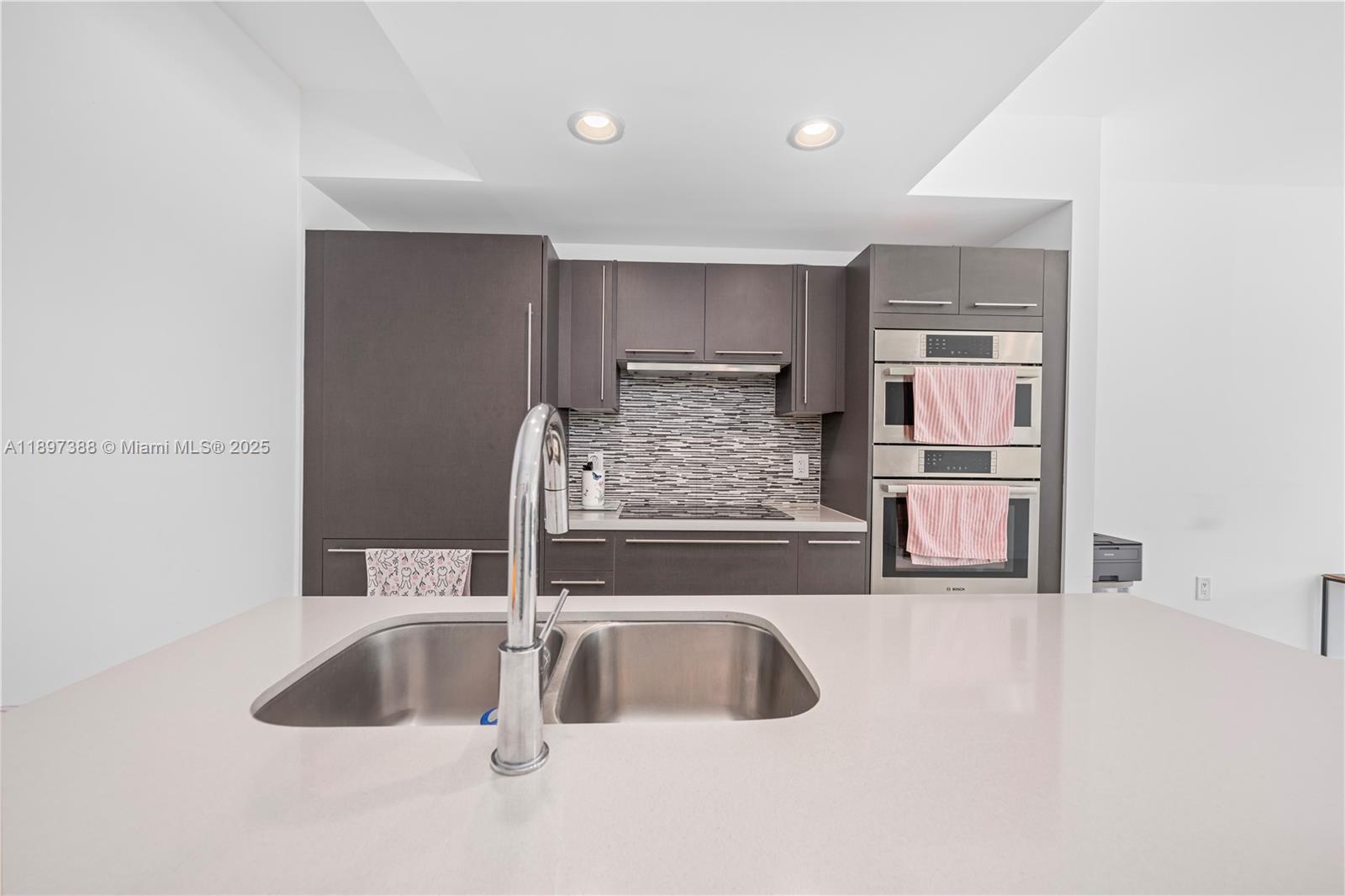 GRAND BAY COMMONS SOUTH - Residential