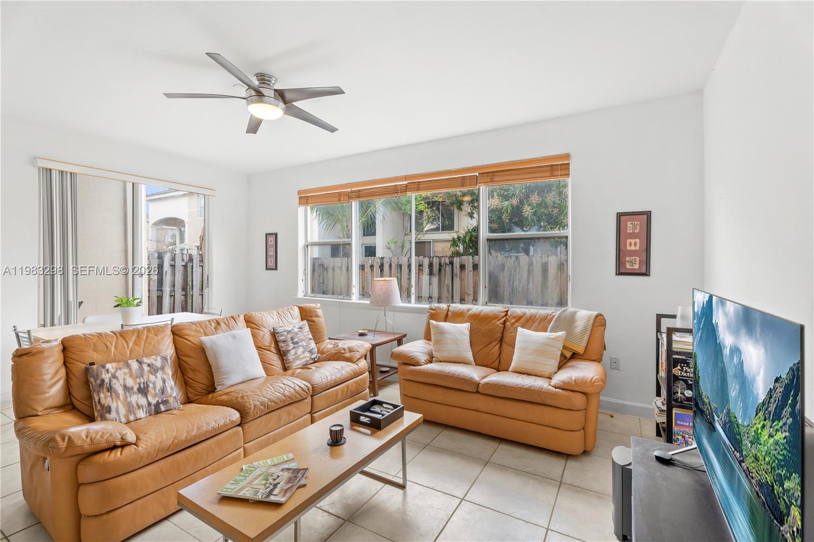 DORAL SOUTHEAST PATIO-HOM - Residential
