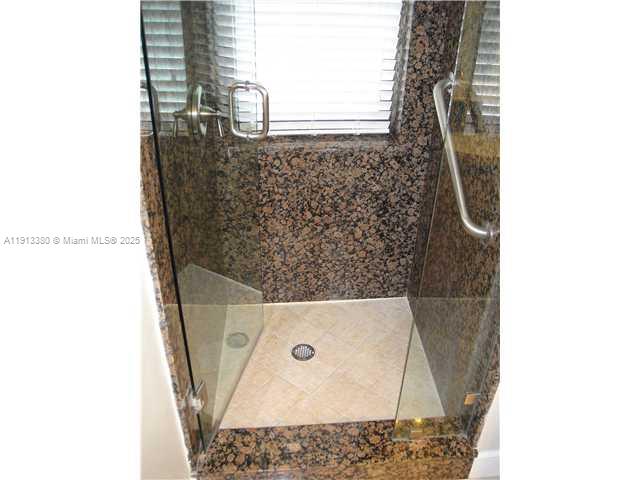 VENDOME DIRECT OCEAN VIEW - Residential Lease