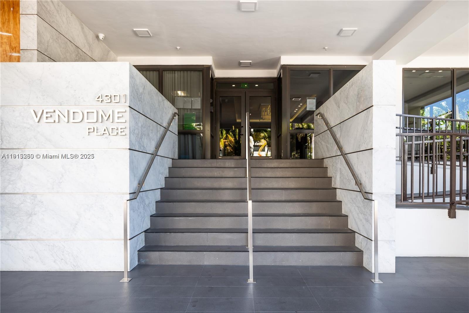 VENDOME DIRECT OCEAN VIEW - Residential Lease