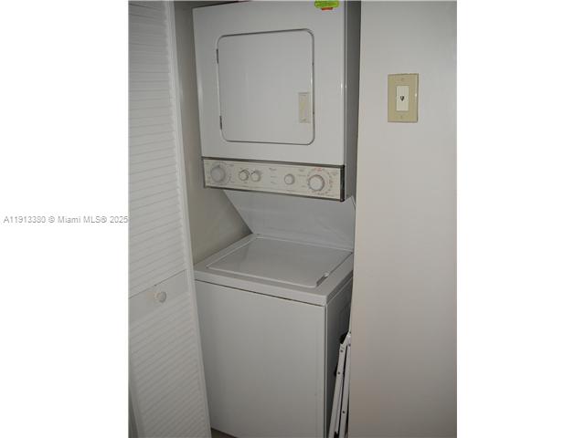 VENDOME DIRECT OCEAN VIEW - Residential Lease