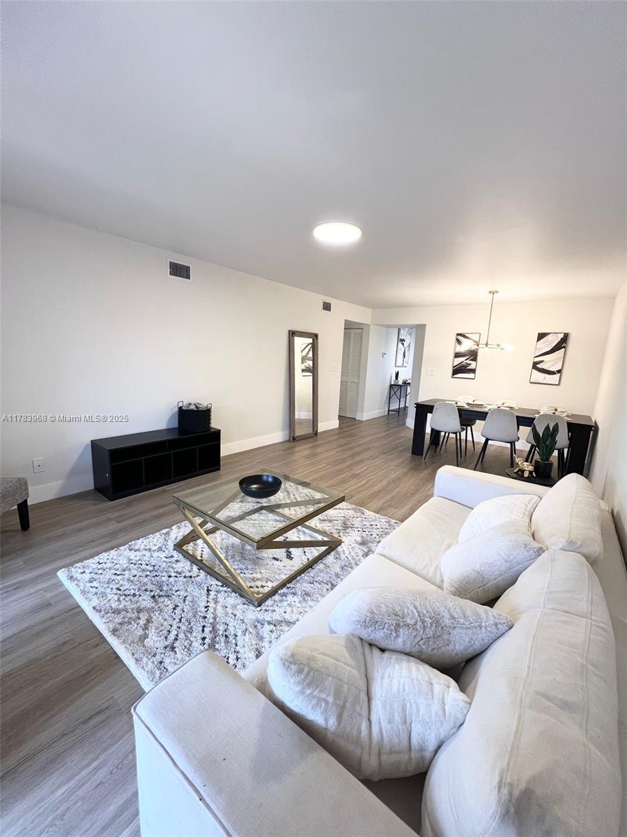 LAKES OF CARRIAGE HILLS - Residential