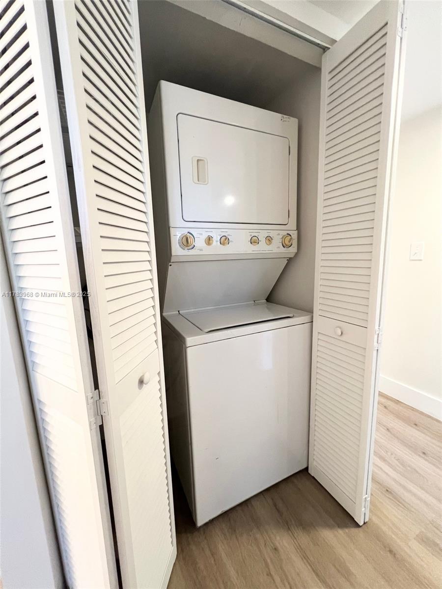 LAKES OF CARRIAGE HILLS - Residential