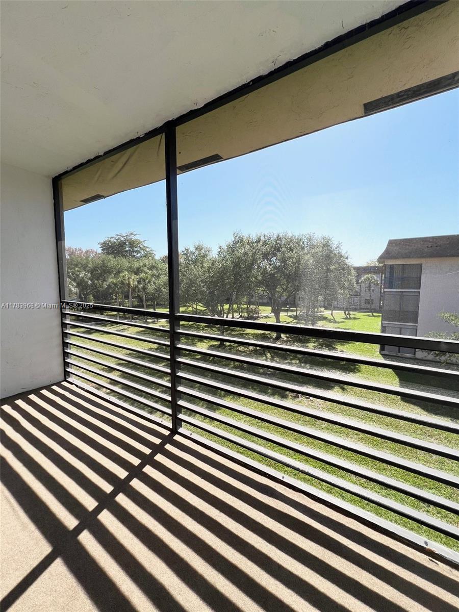 LAKES OF CARRIAGE HILLS - Residential