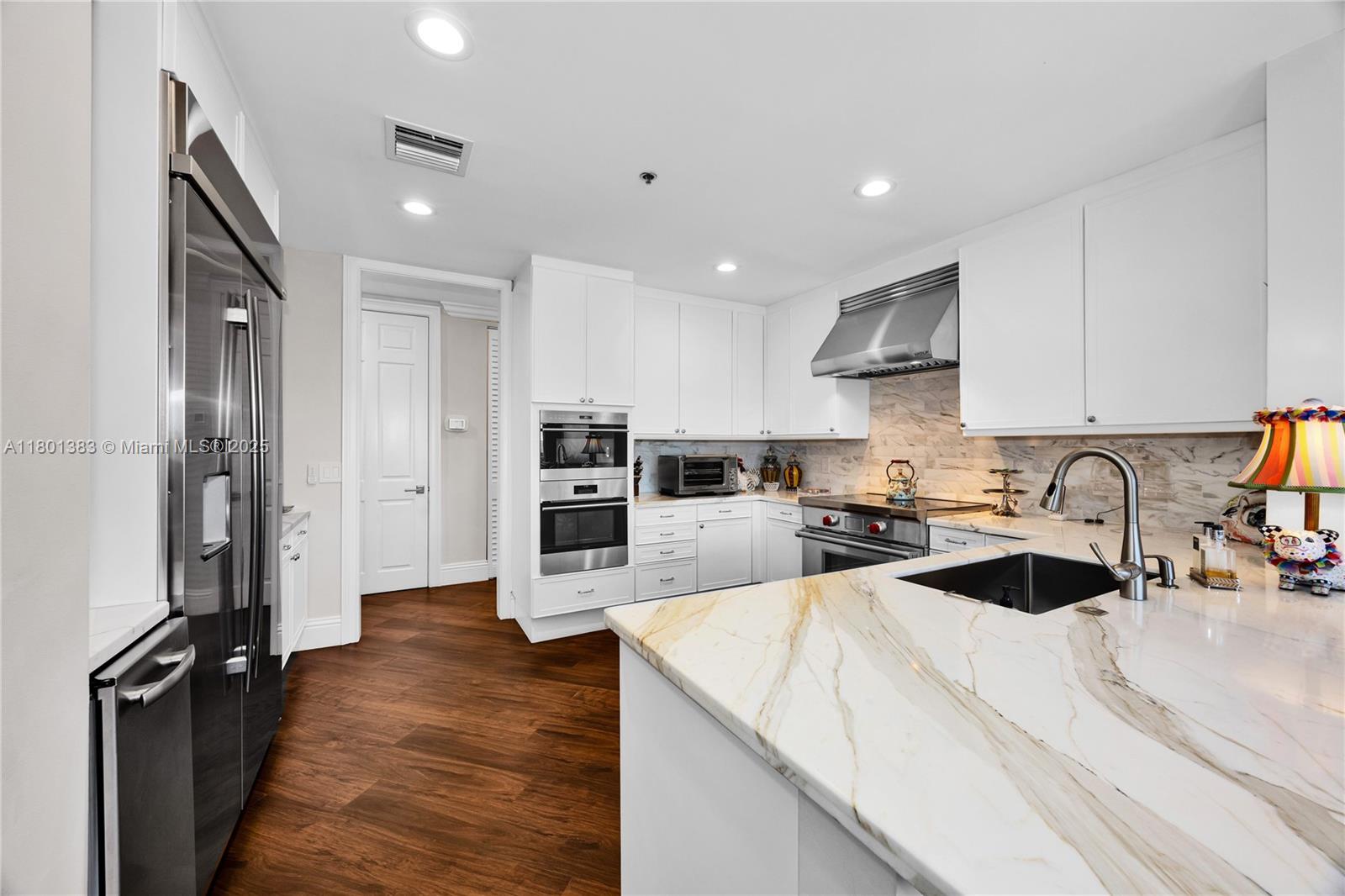 DEERING BAY CONDO I - Residential