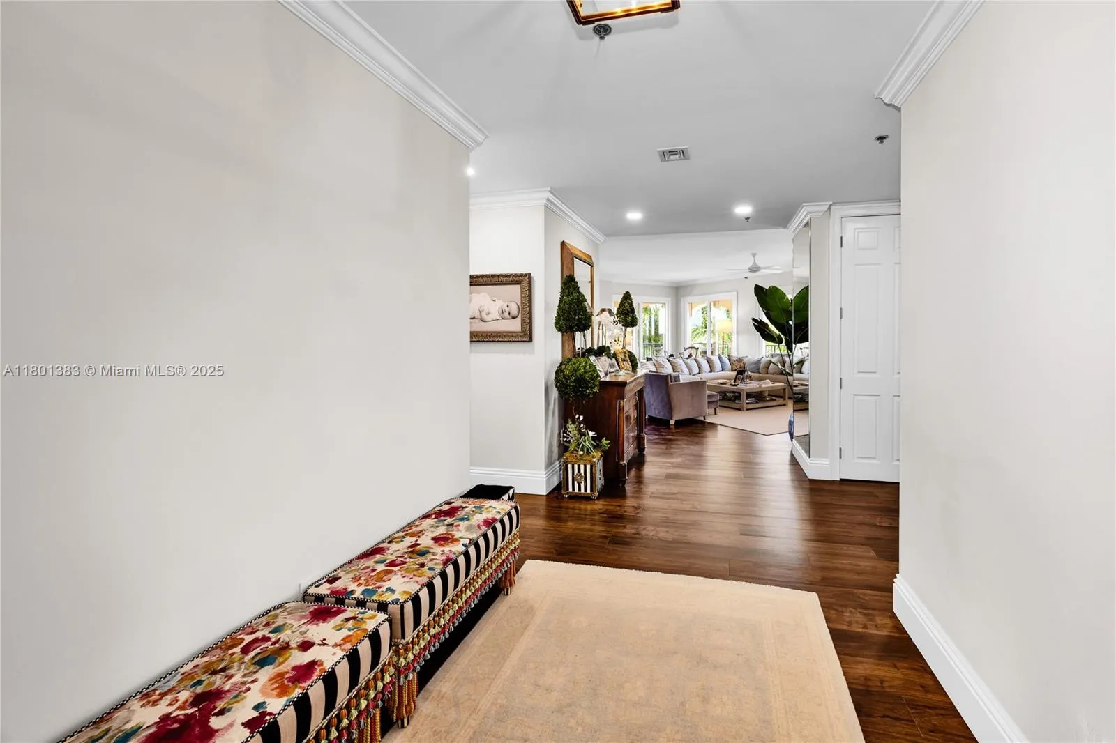 Coral Gables, Florida 33158, United States, 3 Bedrooms Bedrooms, ,4 BathroomsBathrooms,Residential,Active,128034