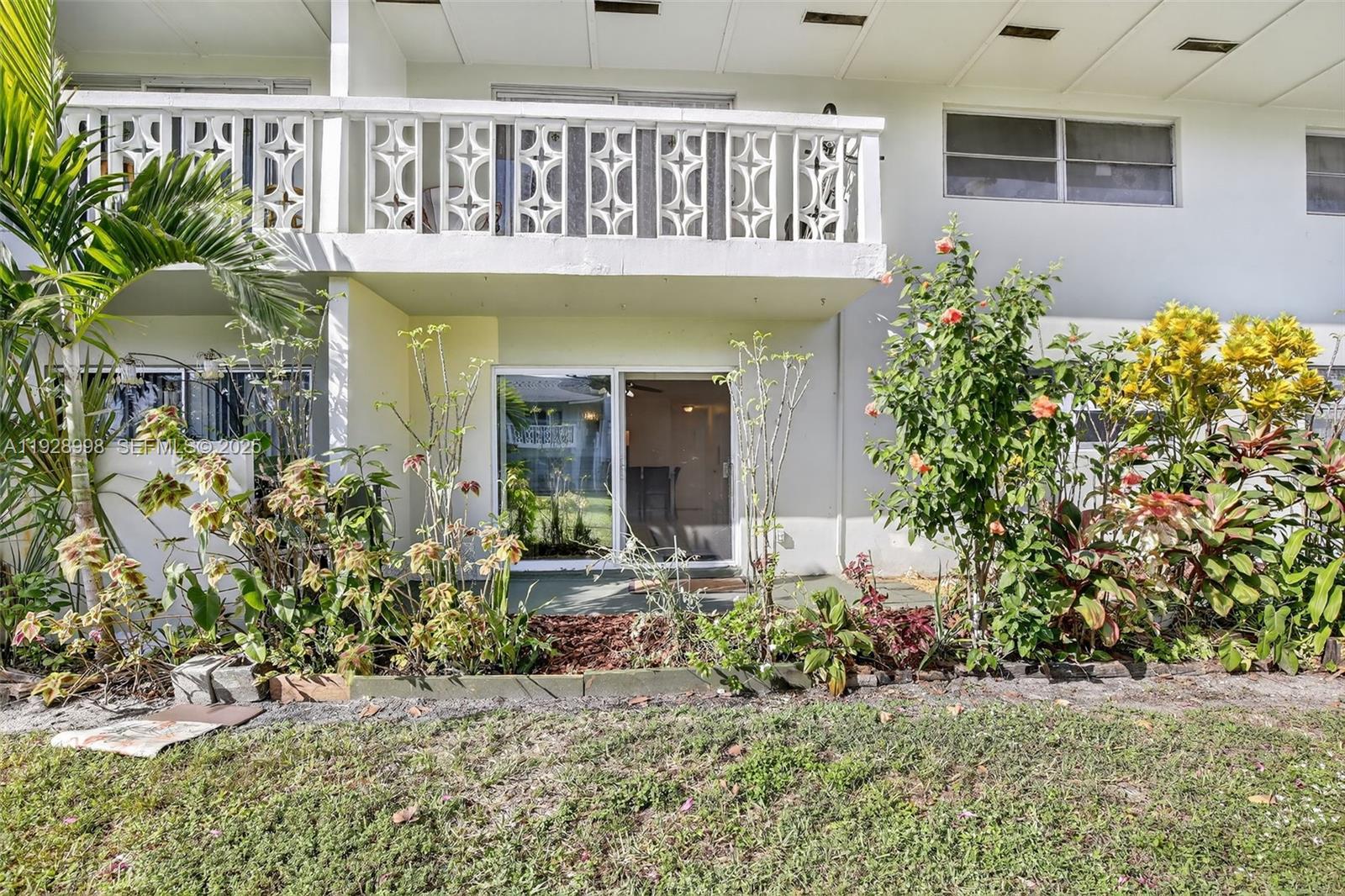 VILLAGE GREEN CONDO - Residential