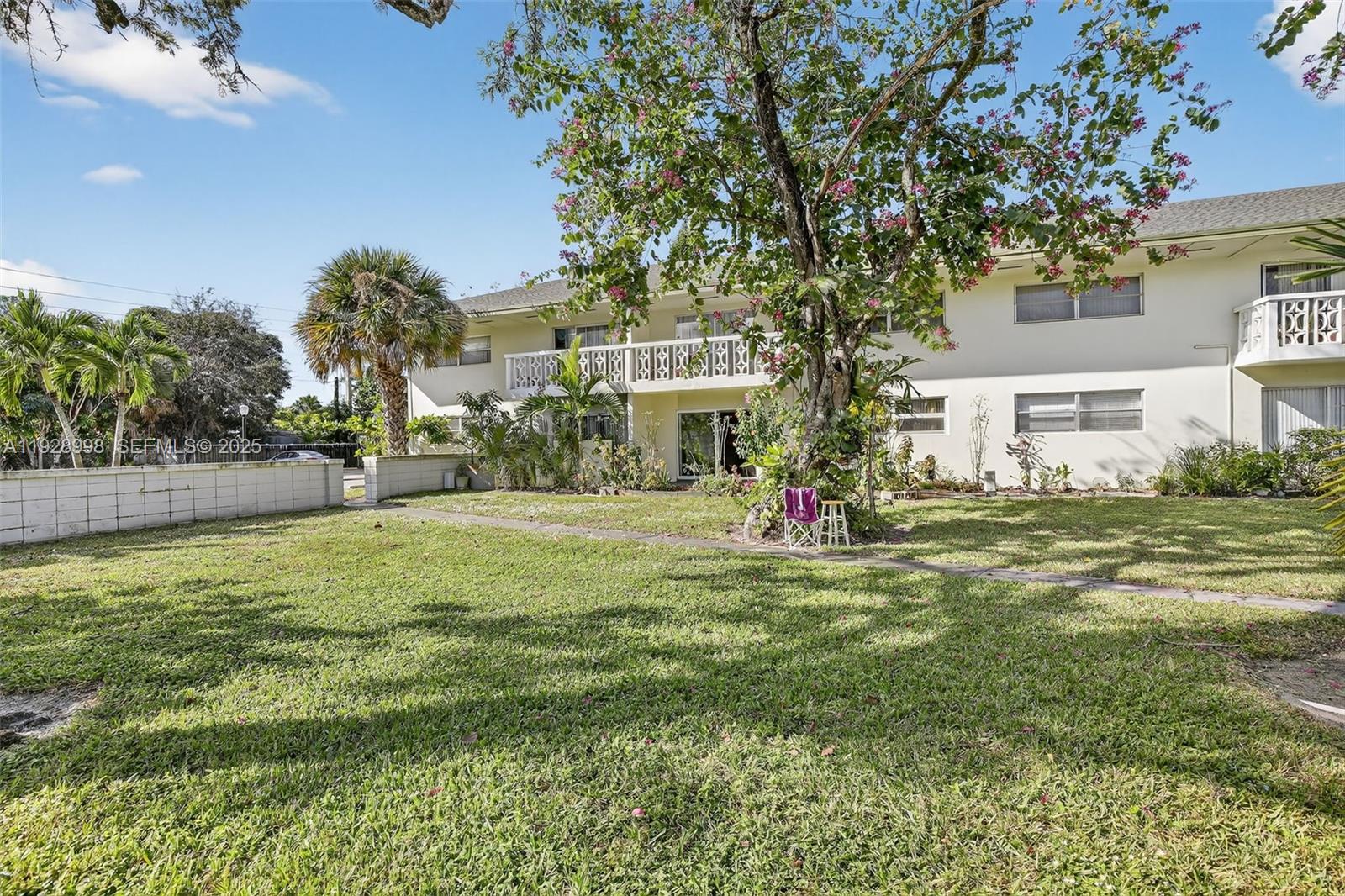 VILLAGE GREEN CONDO - Residential