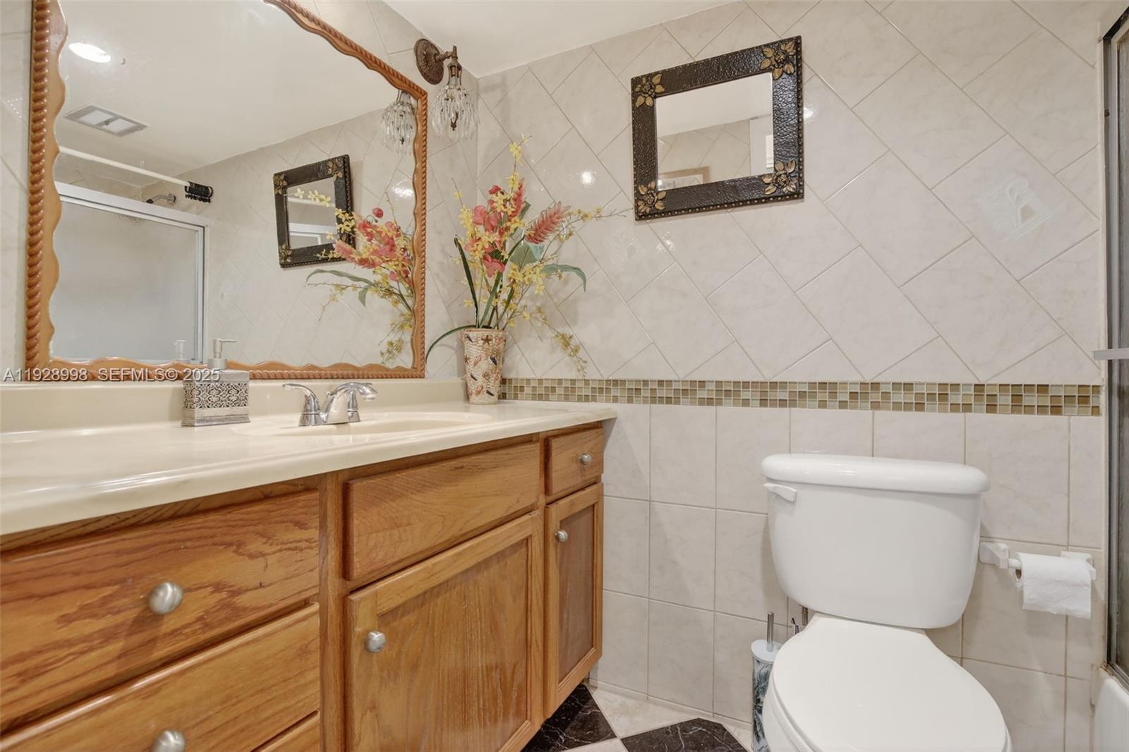 VILLAGE GREEN CONDO - Residential