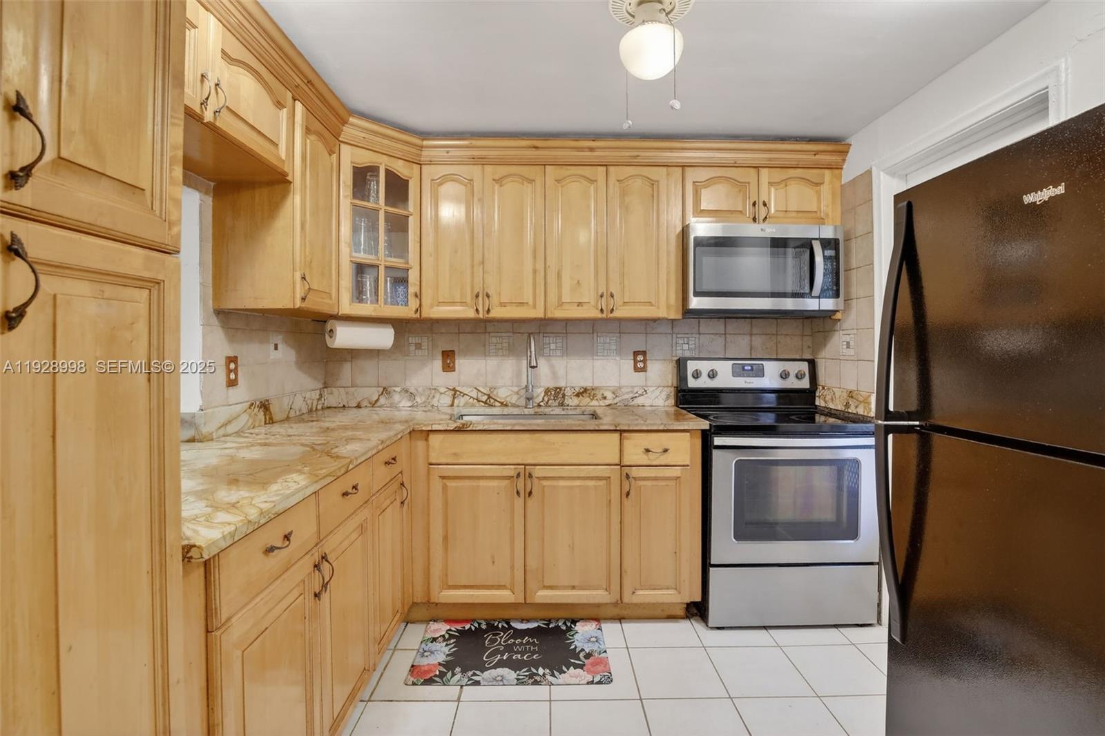 VILLAGE GREEN CONDO - Residential