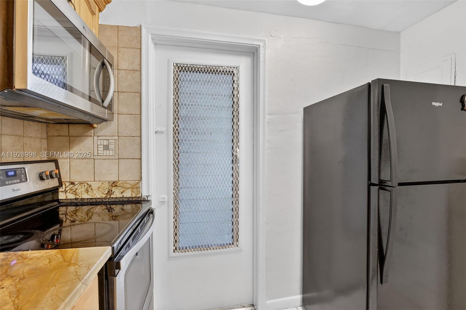 VILLAGE GREEN CONDO - Residential