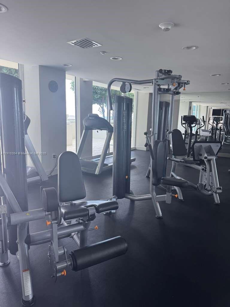 CAPOBELLA CONDO - Residential