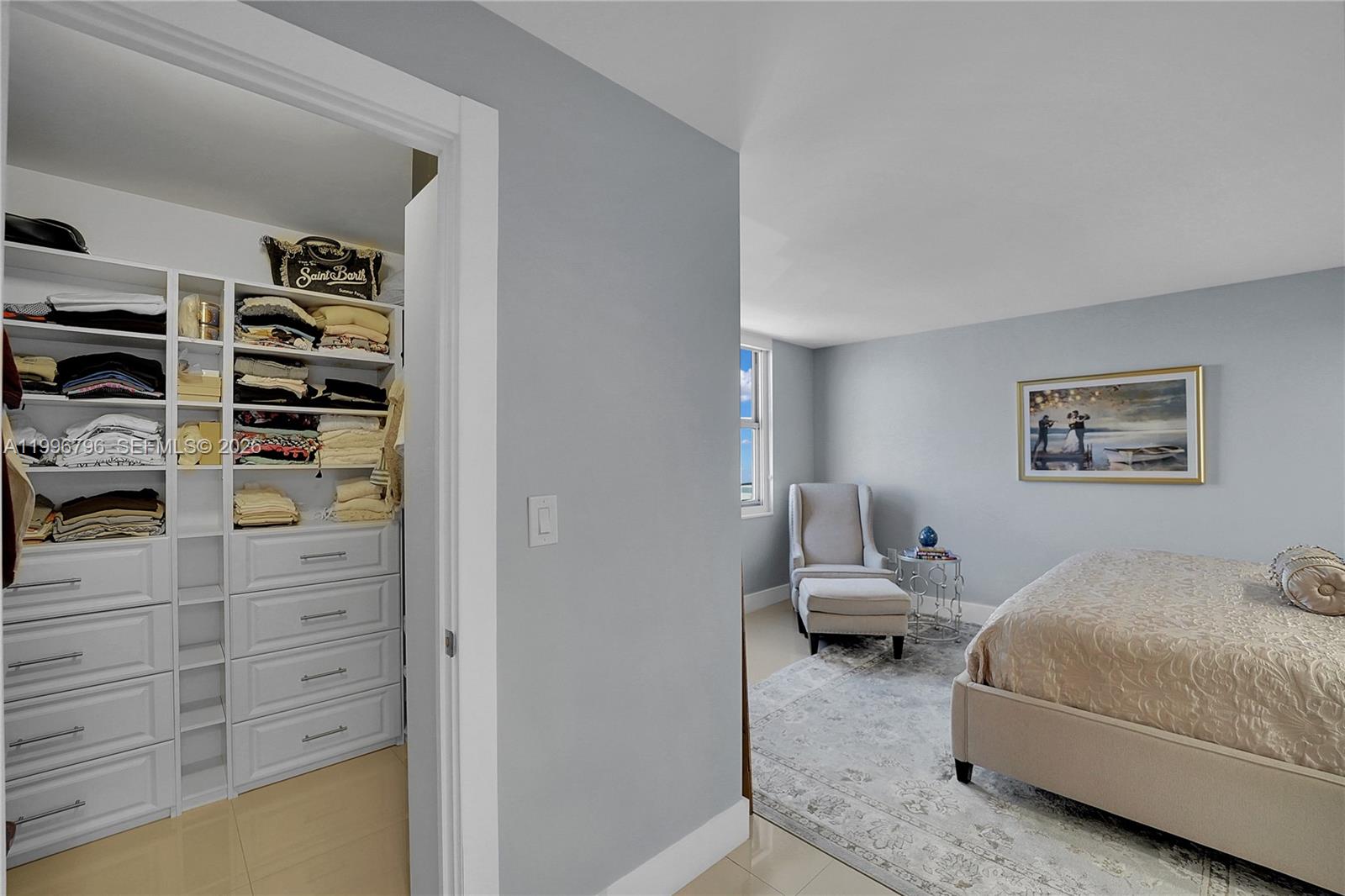 MALAGA TOWERS CONDO - Residential