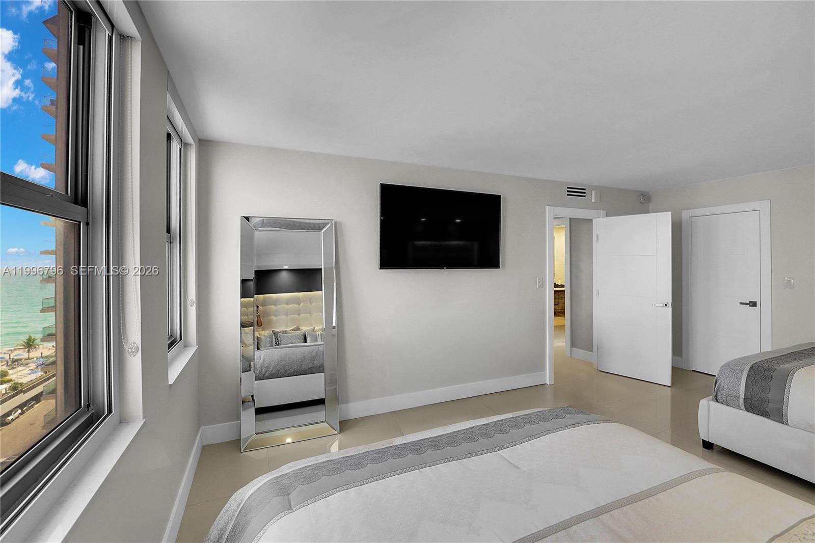 MALAGA TOWERS CONDO - Residential