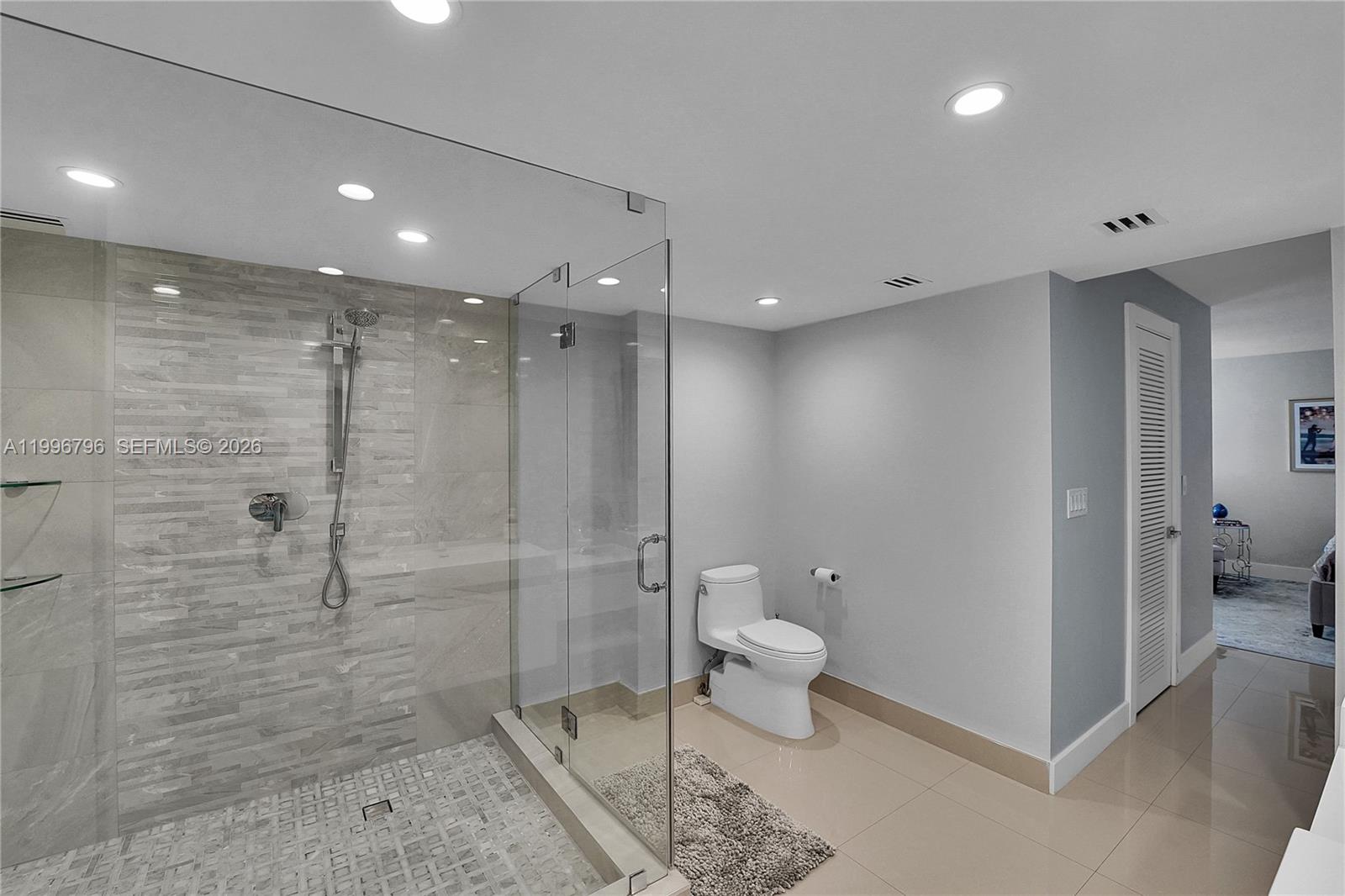 MALAGA TOWERS CONDO - Residential