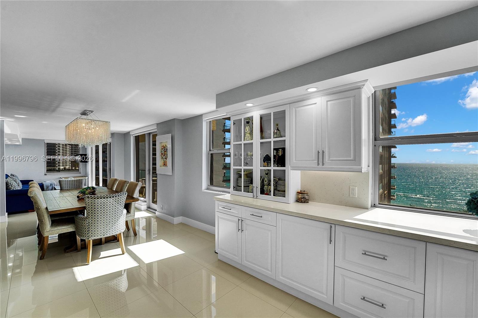 MALAGA TOWERS CONDO - Residential