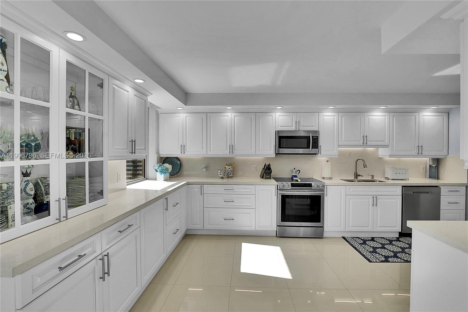 MALAGA TOWERS CONDO - Residential