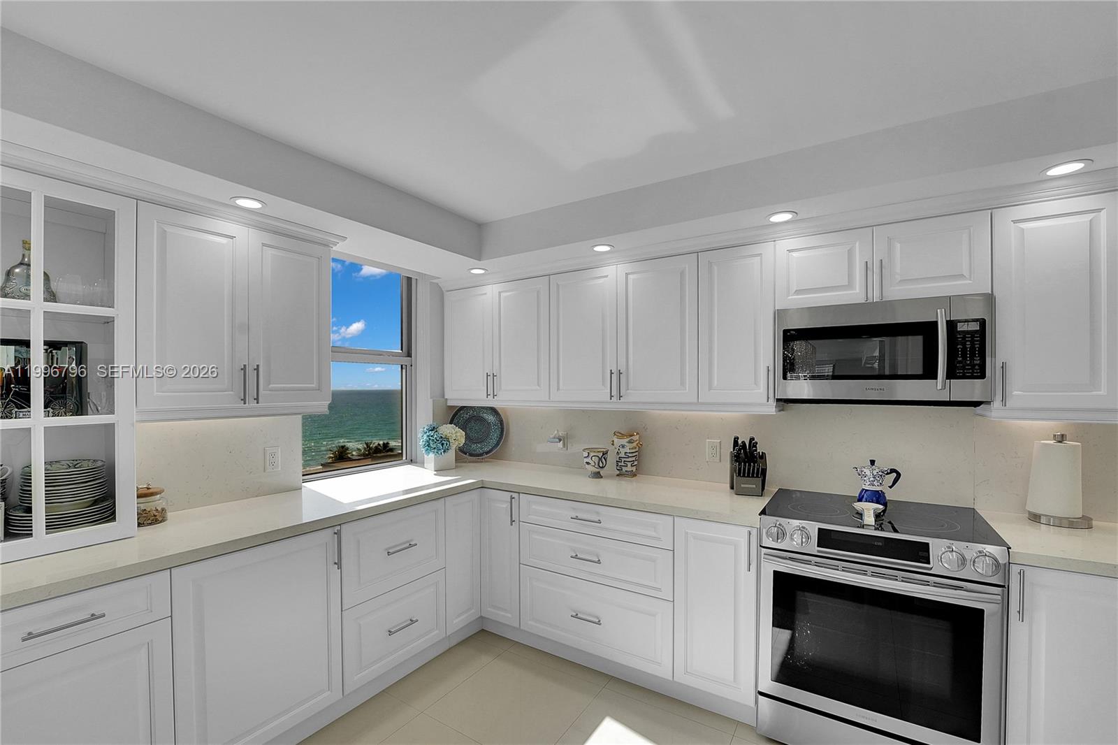 MALAGA TOWERS CONDO - Residential