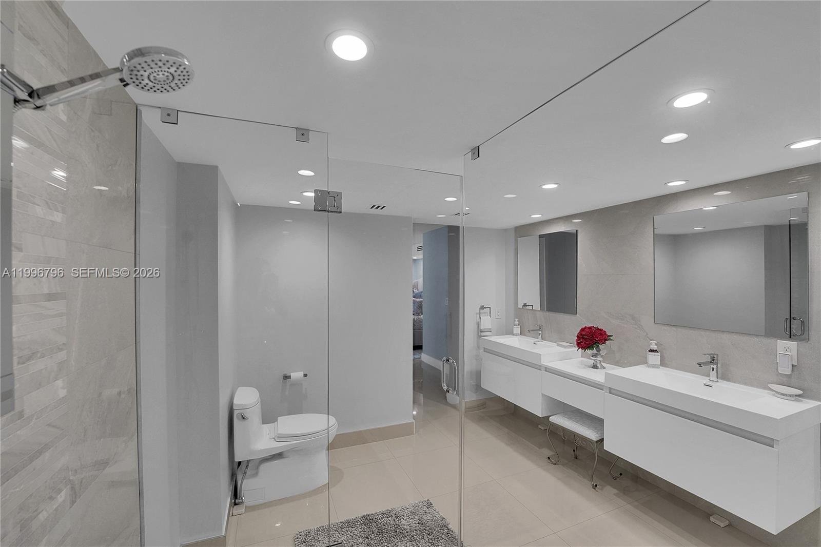 MALAGA TOWERS CONDO - Residential