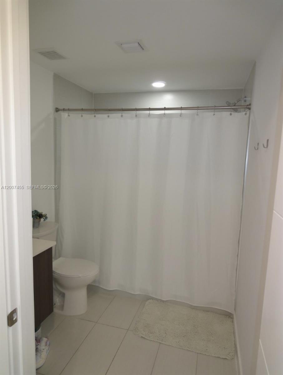 MIDTOWN AT DORAL - Residential