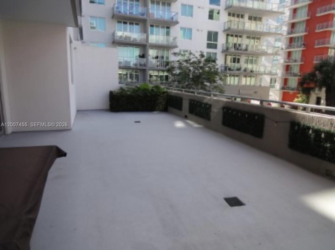 MIDTOWN AT DORAL - Residential