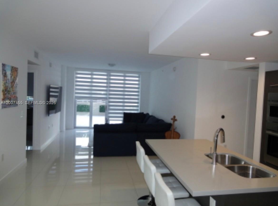 MIDTOWN AT DORAL - Residential