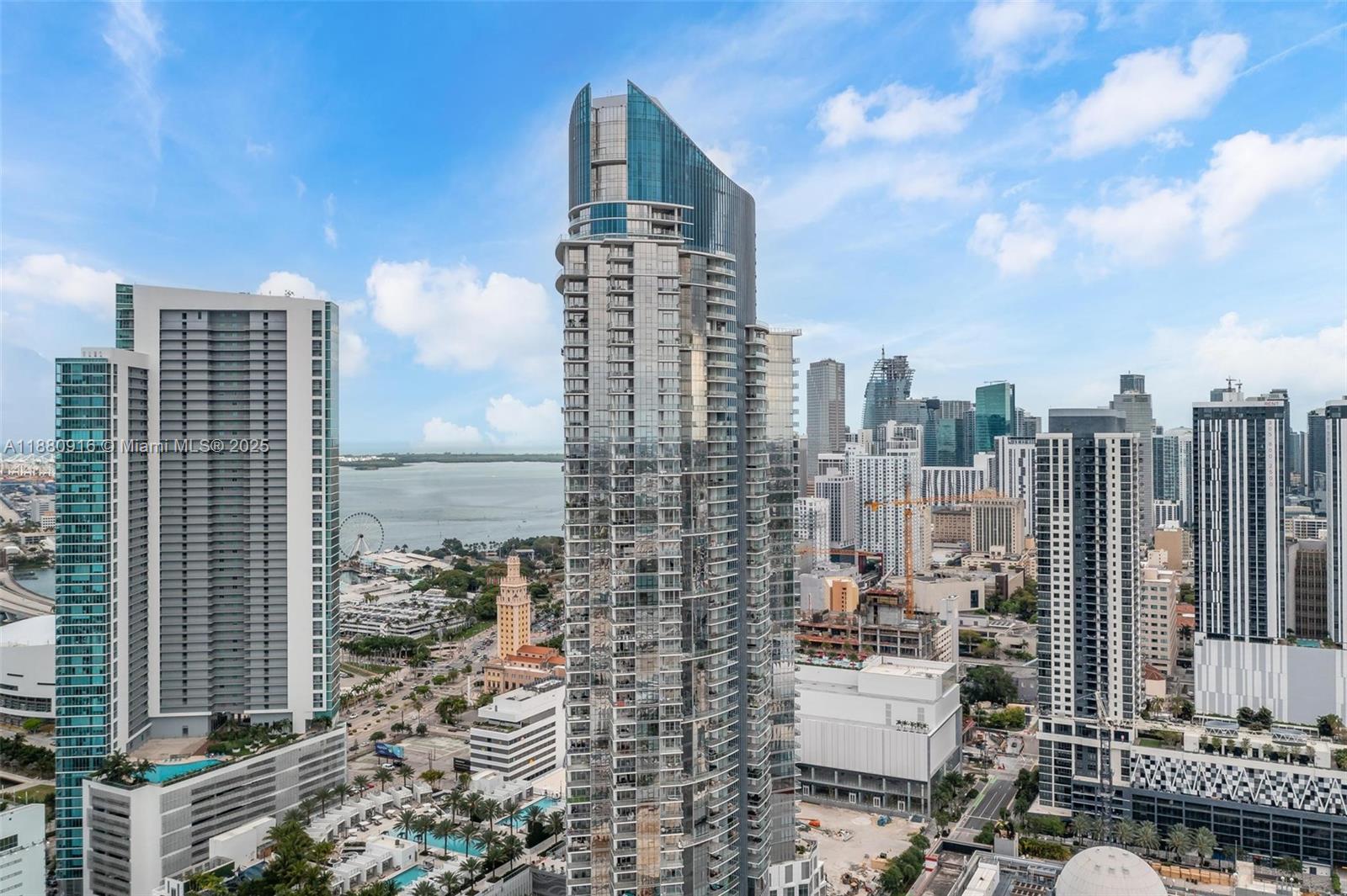 PARAMOUNT MIAMI WORLDCENT - Residential