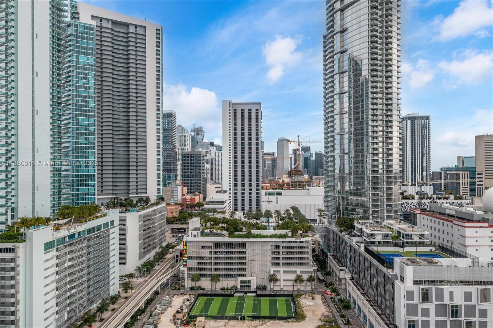 PARAMOUNT MIAMI WORLDCENT - Residential