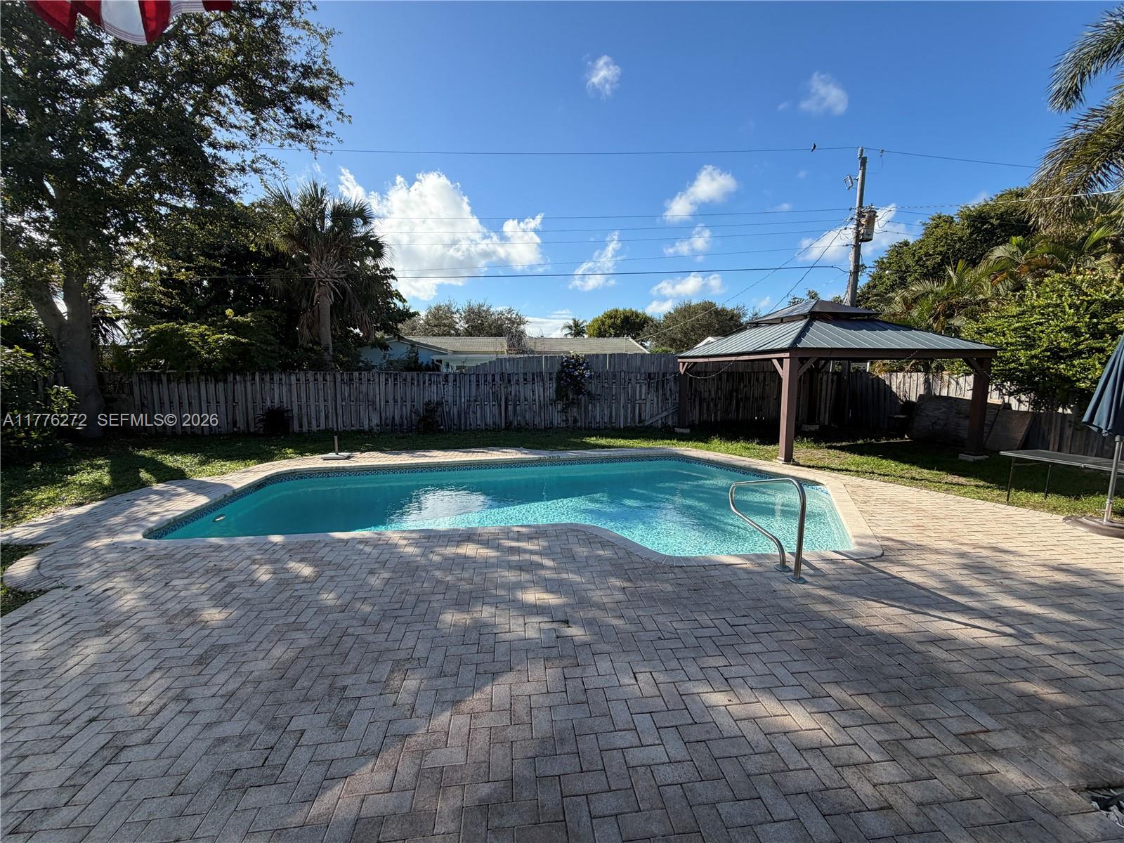 DEER-POMP ESTATES - Residential