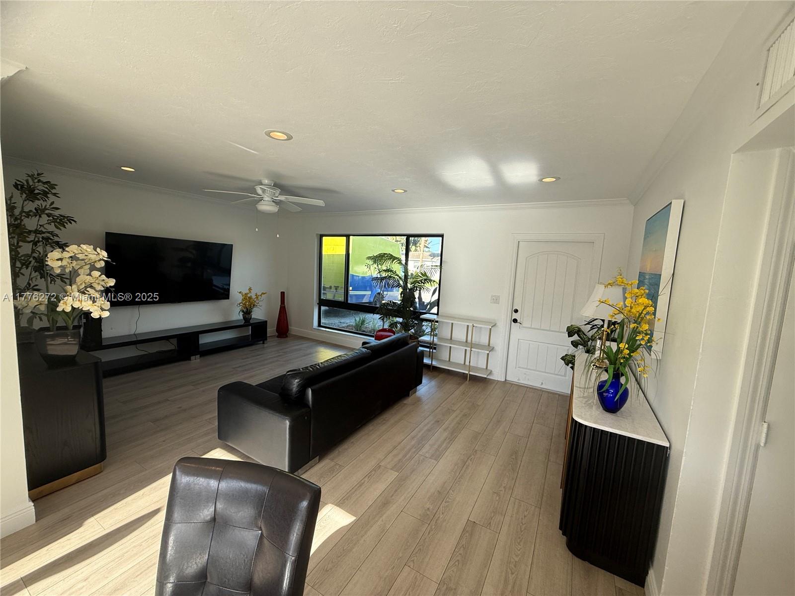 DEER-POMP ESTATES - Residential